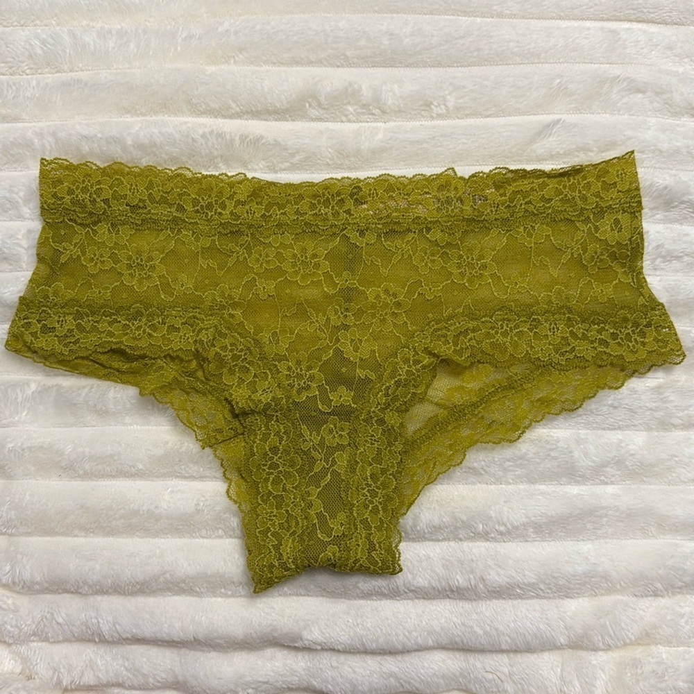 Victoria's Secret Cheeky Lace Panty - Picture 2 of 5